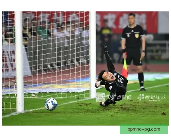 点球大战胜负之门：决胜关键时刻，揭秘点球战的技术与心理较量